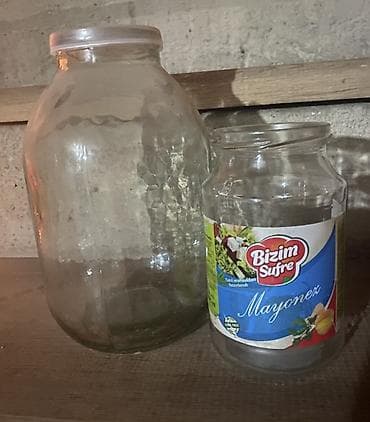 Şüşə qablar dəsti - 1 ədəd iri həcmli şüşə banka: 3 litrlik - 1 ədəd