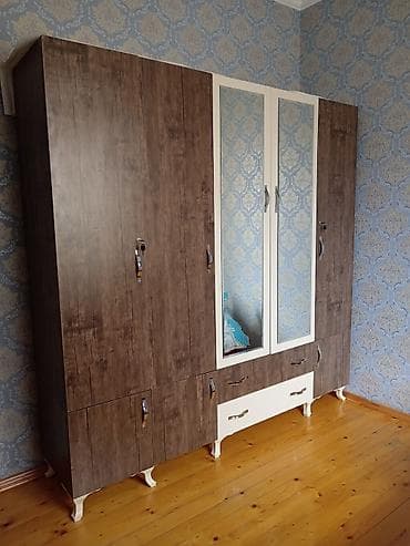 İşlənmiş, 3 qapılı, Siyirməli, Qəhvəyi, Taxta, Açılan, Düz dolab