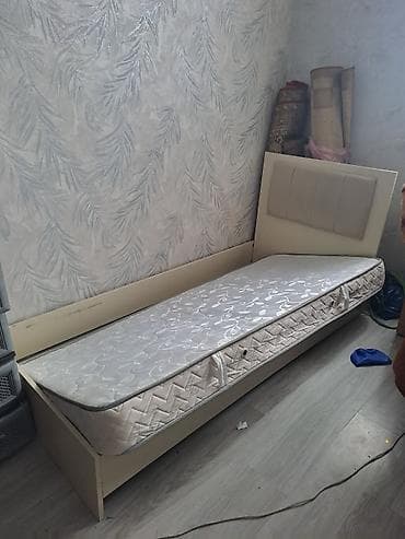 Təknəfərlik çarpayı, Bazasız, Matras ilə, Siyirməsiz