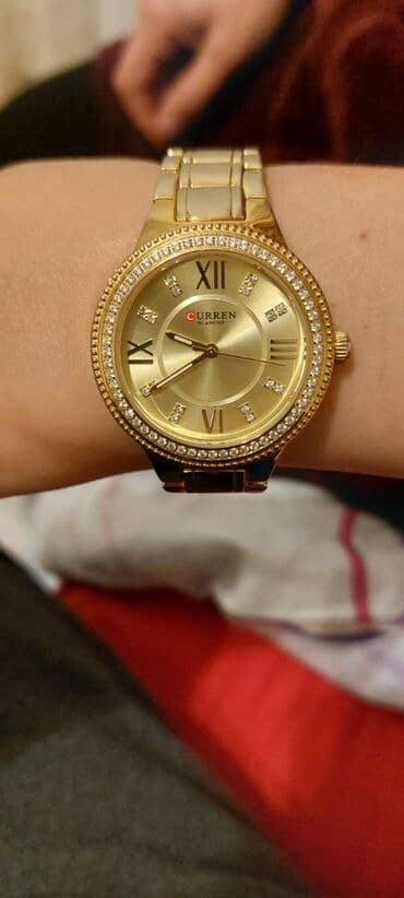 qizil qolbaq: Qol saatı, Curren, rəng - Qızılı — 10