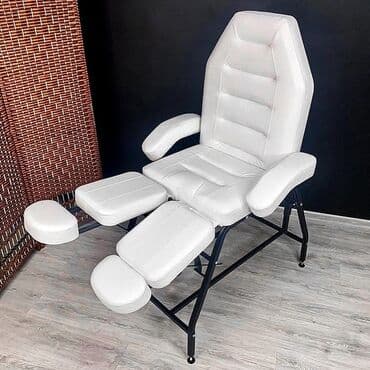 ana bala kleyi: Çox keyfiyyətli kosmetoloji kuşetka. Pedikür. Ayaq masajı — 5