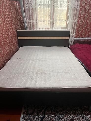 İşlənmiş, İkinəfərlik çarpayı, Bazasız, Matras ilə, Siyirməsiz