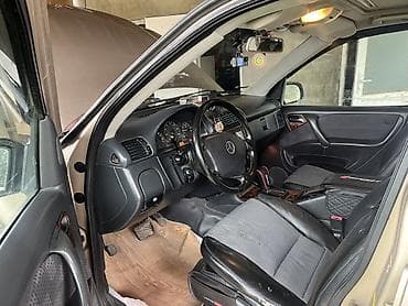 mercedes benz: Mercedes-Benz ML 320: 3.2 l | Ofrouder/SUV — 10