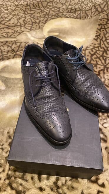 Ayaqqabılar: Məhsul: Kişi ayaqqabıları (bir neçə model) 1) Zilli brendi – klassik — 5