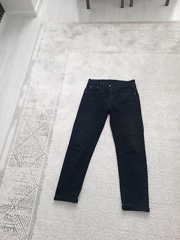 Qara dar kəsimli cins şalvar - Rəng: Tünd/qara - Model: Slim/skinny