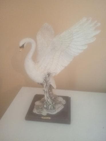 M. Kaveh “Swan” heykəlciyi – 1998 ilin əsəri qu quşudur dəyərindən — 4