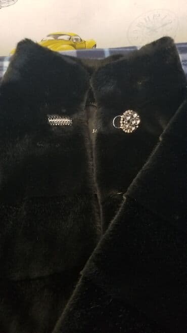 Dəstlər, kostyumlar: Kürk, M, rəng - Qara — 1