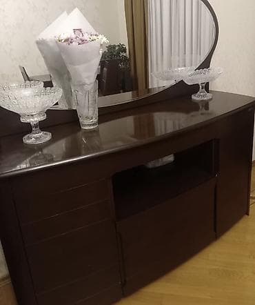 stol dəstləri: İşlənmiş, Dolab, Masa və oturacaqlar, TV stend — 3