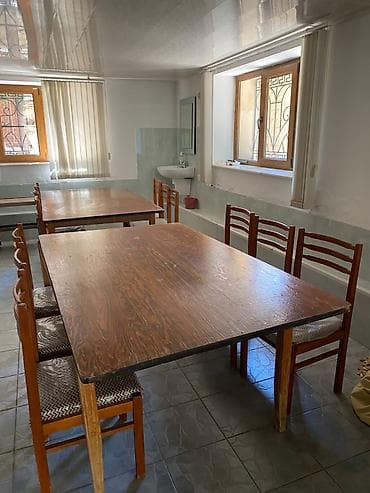 3 dəsti Hər dəstdə 6 masa var. 1 dəsti 150 azn 3 dəsti 450 azn Ünvan — 1