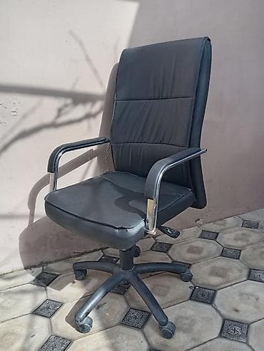 Təkərli, Qolları tənzimlənmir, Süni dəri