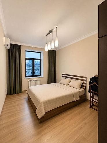 Mənzillər: İcarəyə verilir 3 otaqlı yeni tikili 150 m², Nizami m. Kateqoriya — 7
