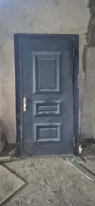 demir qapilar tecili satilir: Dəmir giriş qapısı – 1ədəd - Material: tam metal konstruksiya, möhkəm — 1