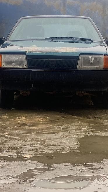 alfa pro: Model: VAZ 2109 (Samara), hetçbek gövdə Rəng: tünd yaşıl Yanacaq növü — 2