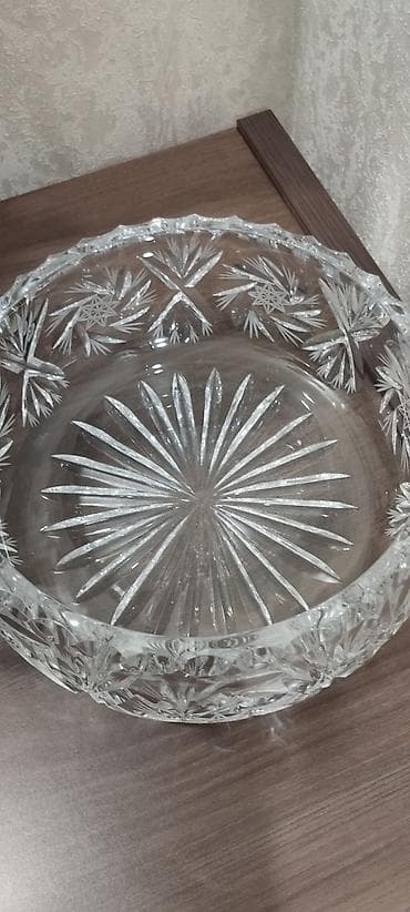 meyve qabı: Kəsimli kristal şüşə qab - Material: qalın, şəffaf kristal şüşə - — 2