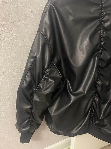 teddy kurtka: Qafın kurtkası malldan alınıbaz istifade olunub teze qalıb,S — 7