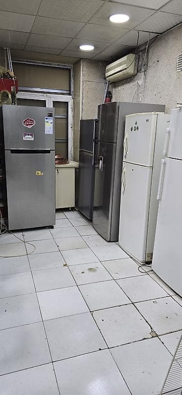 teka: 2 qapılı Samsung Soyuducu Satılır, rəng - Ağ, Təkərli — 2