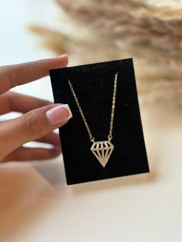 Ferrari: Boyunbağı — 7