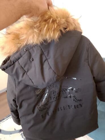 Школьная форма: Uşaq üçün qış parkası – qara rəngdə, qalın və isti. - Marka etiketində — 3