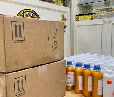 AMEL PARFÜM-də Fransa və İtaliya istehsalı ətir yağlarının, eləcə də