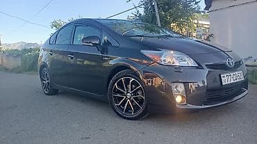 Toyota Prius: 1.8 l | 2009 il — 3