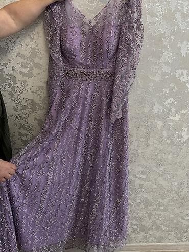 Rozvi benovweyi rəngin qariwigi zərif ziyafət donu. Niwan ucun, qardaw