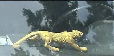 Qızılı rəngdə panter/çətaq fiquru – dekorativ heykəlcə - Material lalafo.az -da Qızılı rəngdə panter/çətaq fiquru – dekorativ heykəlcə - Material