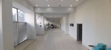 аренда сто: Gənçlik metrosuna yaxın 16 mərtəbəli binanın 1 ci mərtəbəsində sahəsi — 5