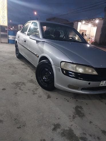 Salam real alıcılar zəng eləsn yada vhatçabla yazsın .əsl dosta