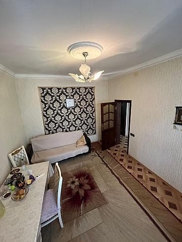 Həyət evləri və villaların satışı: 3 otaqlı, 70 kv. m, Orta təmir — 7