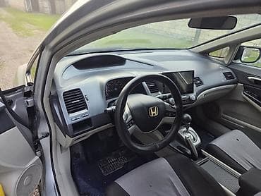 turbo az honda crv: Honda Civic: 1.3 l | 2007 il Sedan — 6