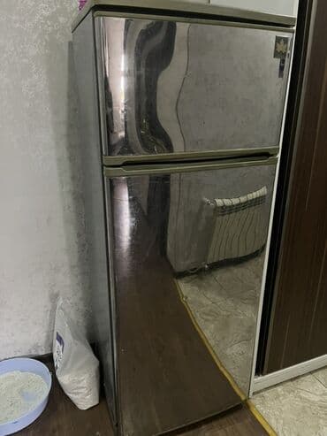 2 qapılı Soyuducu Satılır, rəng - Gümüşü