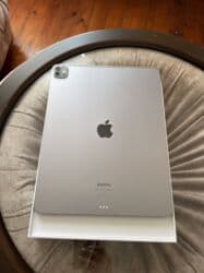 ipad 3: Apple iPad Pro 12.9 (2022), 12,9", 256 GB — 4