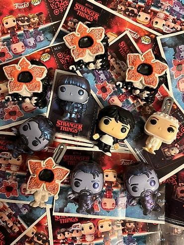 Stranger Things Kinder Joy: Will, Mike, Eleven, Hopper, Demogorgon