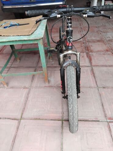 велосипеды с надувными колесами: Городской велосипед Giant, 20" — 3