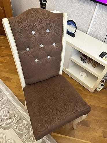 stullar islenmis: Qonaq otağı üçün, Stul — 2