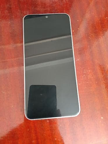 samsunq alpha: Samsung Galaxy S25 FE, Barmaq izi — 2