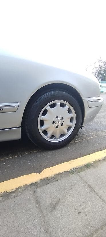 nissan arxa stop: Disklər satılır R16 catsiz svarkasiz ideal veziyetde rəngə belə — 2