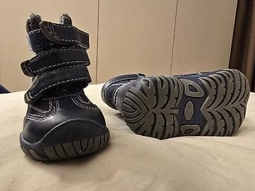 Uşaq qış çəkmələri-Sapogi.Mothercare təzə .6 ay 1 yaş.35 azn den