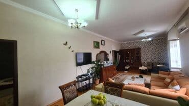 ev alıram: 5 otaqlı, 230 kv. m, Orta təmir — 1