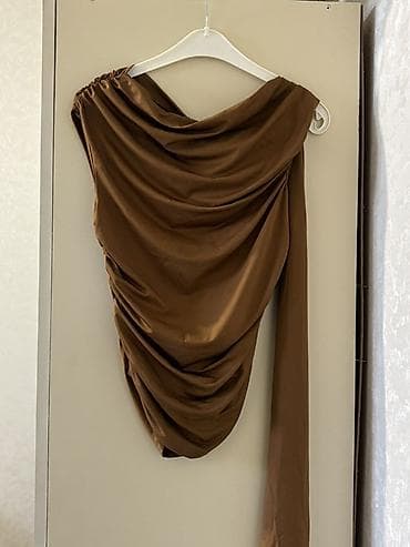 yeni geyim: H&M Divided qadın koftası - Etiketdə göstərilən qiymət: €17.99 - — 2