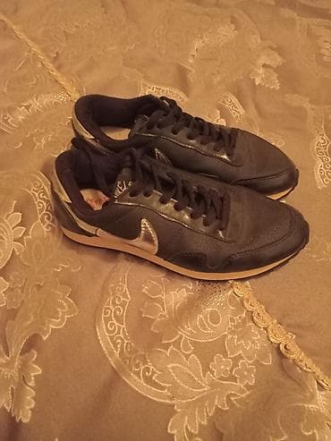 Мужская одежда: Размер: 38, цвет - Черный, Б/у — 7