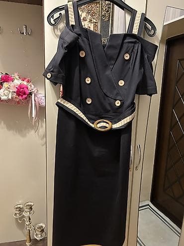 qara jaket: Qadın paltarı – qara rəng, midi uzunluq - Dizayn: Krujeva olmayan — 1