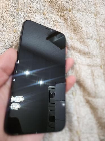 IPhone 11 Pro, Matte Midnight Green, Simsiz şarj — 4