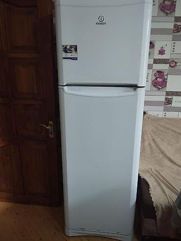 İşlənmiş 2 qapılı Indesit Soyuducu Satılır, rəng - Ağ lalafo.az -da İşlənmiş 2 qapılı Indesit Soyuducu Satılır, rəng - Ağ