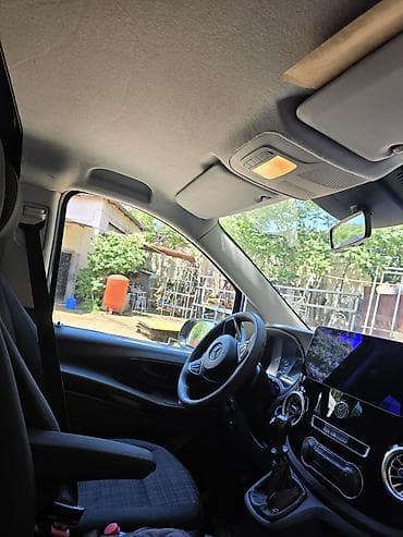 mini karavan: Mercedes-Benz Vito mixto 111 CDI, mavi rəng, dizel miniven. Şəhər — 4