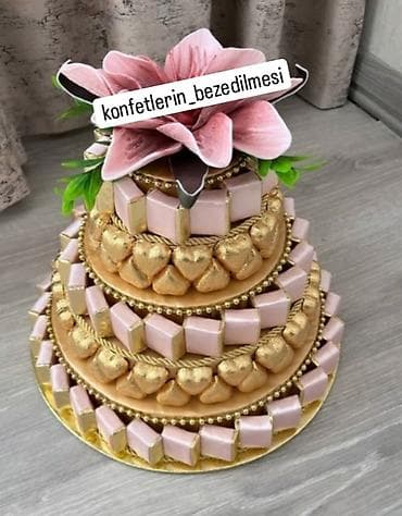 Dəstə daxildir: Üzük, Sırğa, Bilərzik, Ağ qızıl