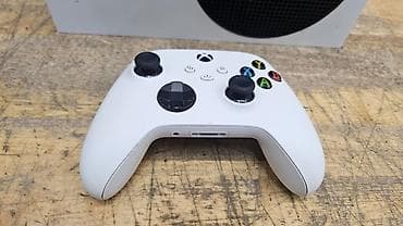 hdm: Xbox Series S oyun konsolu dəsti. Dəstə daxil olanlar: - Xbox Series — 2