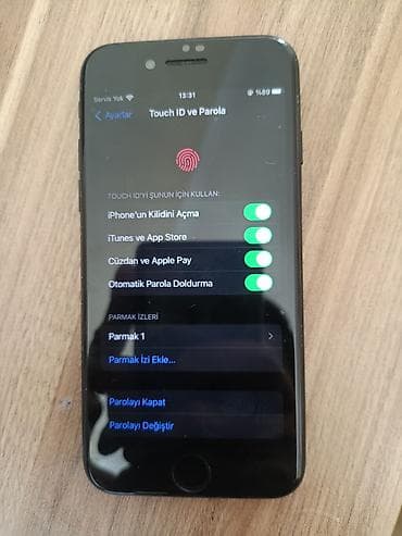 ref iphone: IPhone 7, 128 GB, Qara, Barmaq izi — 7