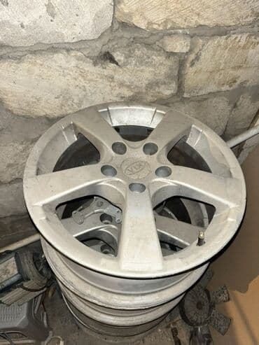 Disklər: Kia ceed 2010 da restaylinq gelen diskidi Avtomobil diskləri – — 2