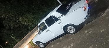 avcarka satılır: VAZ 2101 “Jiquli” – klassik 4 qapılı sedan Xarici görünüş: - Ağ rəng — 7